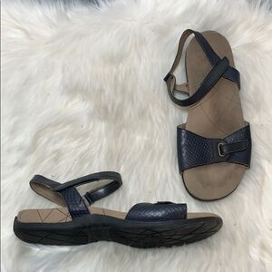 Sanita‎ Textured Leather Strappy Sandal Sz 41/10.5